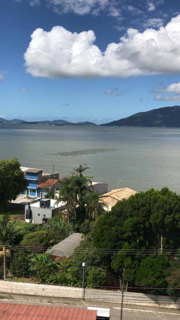 Apartamento Na Palhoca, Com Vista Para O Mar, Proximo A Mercados, Padarias E Farmacias. المظهر الخارجي الصورة