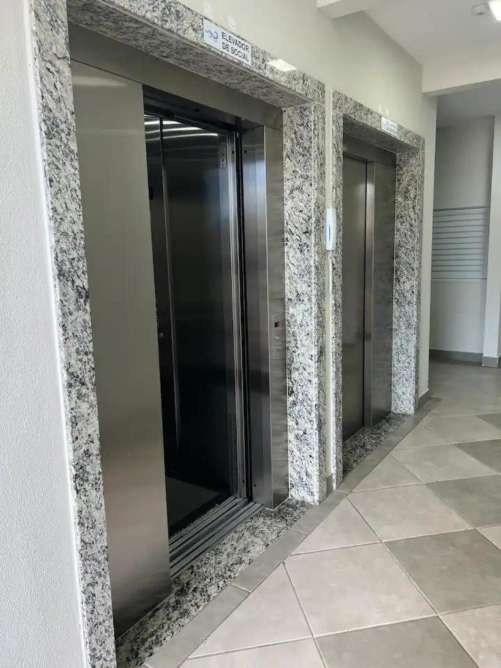 Apartamento Na Palhoca, Com Vista Para O Mar, Proximo A Mercados, Padarias E Farmacias. المظهر الخارجي الصورة