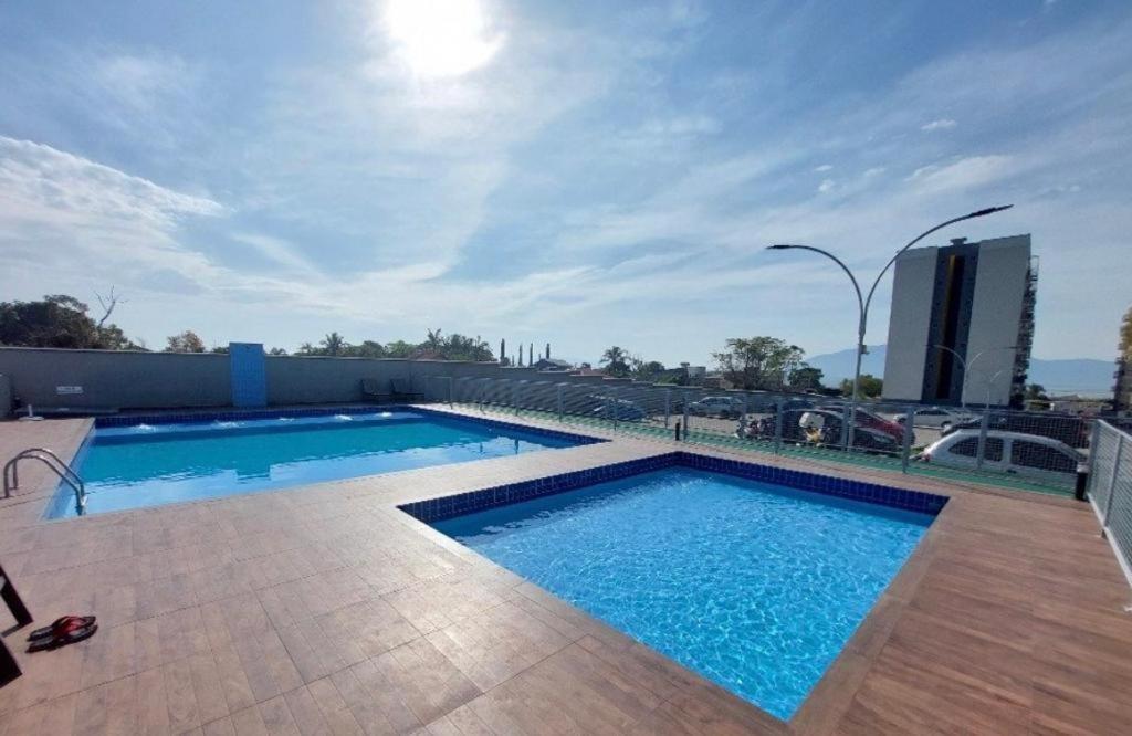 Apartamento Na Palhoca, Com Vista Para O Mar, Proximo A Mercados, Padarias E Farmacias. المظهر الخارجي الصورة
